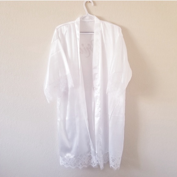 Bride Robe - Picture 2 of 4